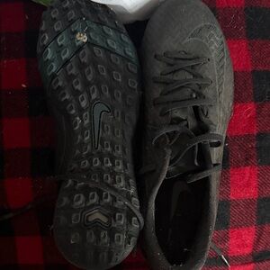 Nike Men’s Black Athletic Trainers